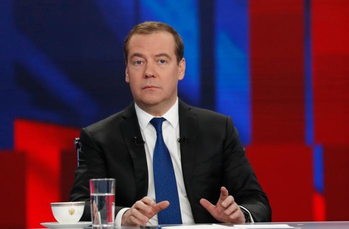 Medvedev Consonun istefasını şərh etdi: “Biri getdi…O birilərini gözləyirik” 