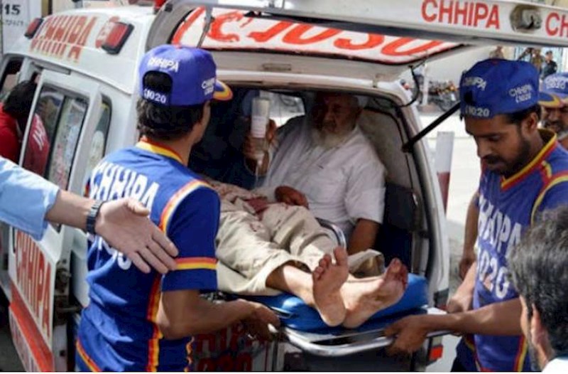 Pakistanda kamikadze özünü partlatdı — 2 ölü, 24 yaralı
