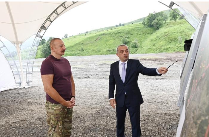 İlham Əliyev Laçında “Həkəriçay” su anbarı layihəsi ilə tanış oldu — FOTO 