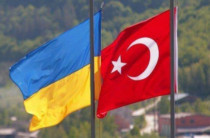 Türkiyə və Ukrayna hərbi rəsmiləri görüşdü