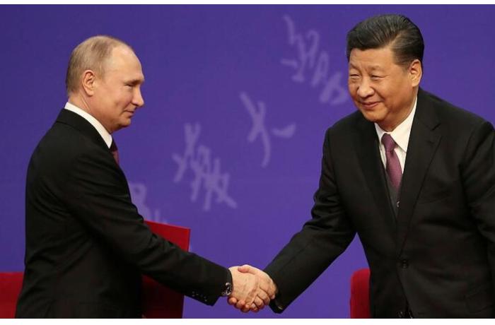 Çin lideri Putinin Rusiyaya səfər dəvətini rədd etdi