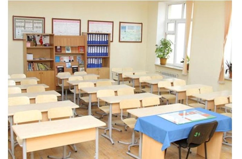“Öz yerində” olmayan şagirdlər: “Direktorların cəzalandırılması çıxış yolu deyil”