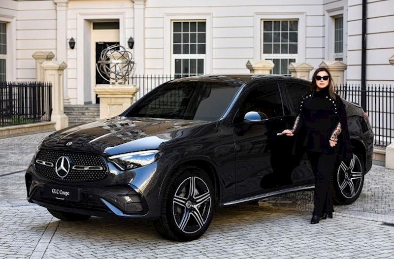 Tanınmış azərbaycanlı rəssam “She's Mercedes” layihəsində — FOTO 