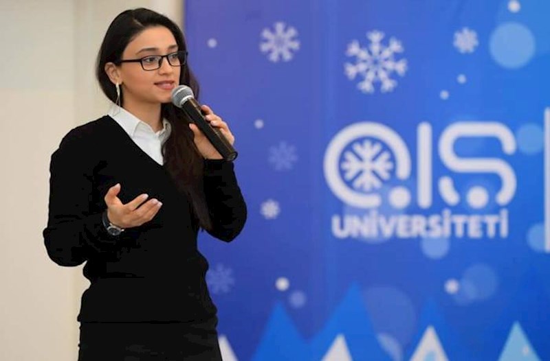 "Gənc Liderlər üçün Qış Universiteti"nin beşinci günü başa çatıb