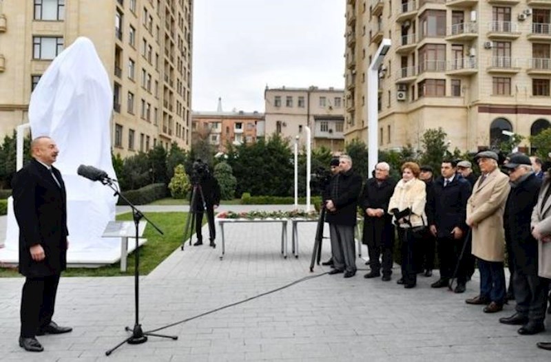 Prezident bəstəkar Tofiq Quliyevin abidəsinin açılışında — FOTO