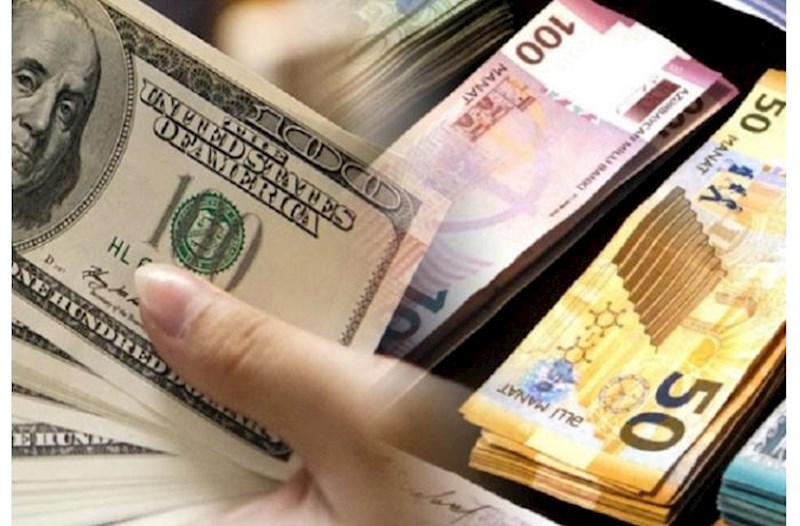 Azərbaycanda bankdan 316 min manat və 32 min dollar depozit oğurlandı
