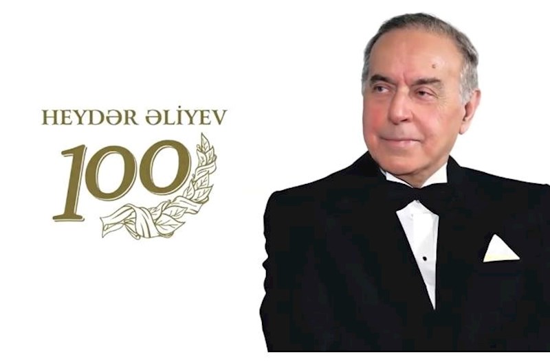 Heydər Əliyevin 100 illik yubileyinə həsr olunmuş pul nişanları buraxıldı — FOTOLAR