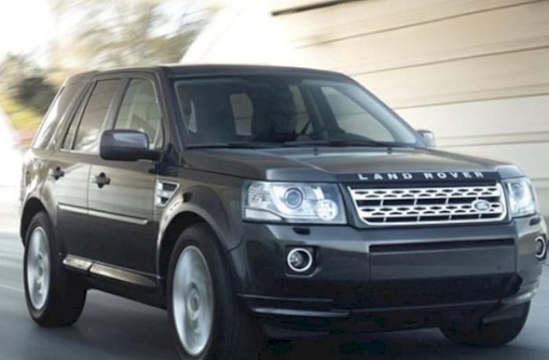 Ucuz maşınlar satışda : “Land Rover“ — 8 min AZN (QİYMƏTLƏR)