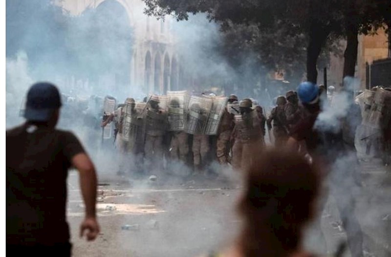Livan polisi Azərbaycan səfirliyi qarşısında ermənilərin etiraz aksiyasını dağıdıb
