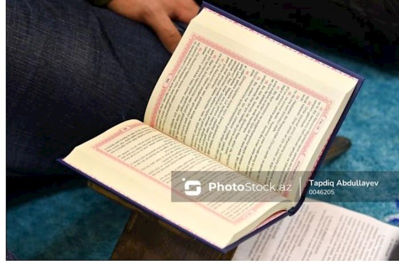 Azərbaycanda 100 min manata Qurani-Kərim kitabı satılır — FOTOLAR