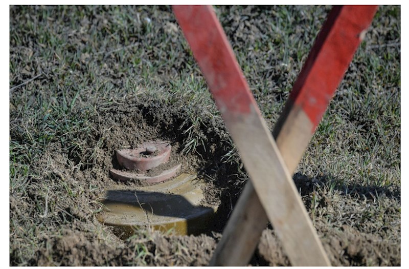 Ermənistanın Qazaxla sərhədində mina partladı — Minaaxtaranın ayağı amputasiya edildi